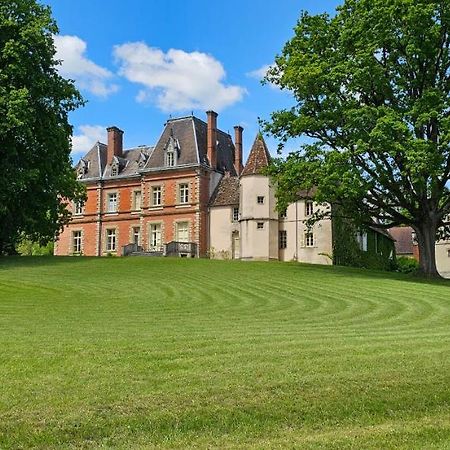 Chateau De Montpatey Bed and Breakfast Couches Exterior foto