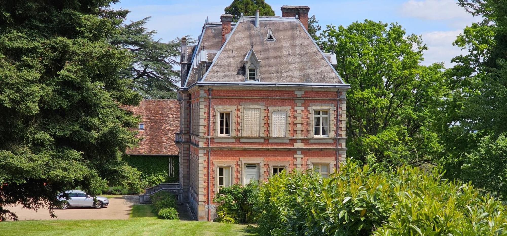 Chateau De Montpatey Bed and Breakfast Couches Exterior foto